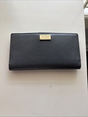 kate spade Black Pebbled Leather Long Wallet with Gold Plaque